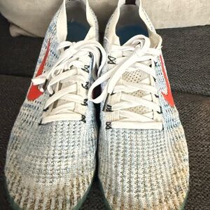 Nike ACG White and Orange Athletic Shoes